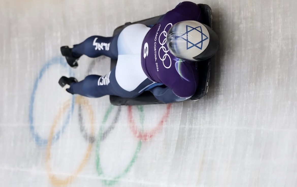 עם מגן דוד על הקסדה: ג׳ארד פיירסטון סיים במקום ה-22 במקצה השני בסקלטון